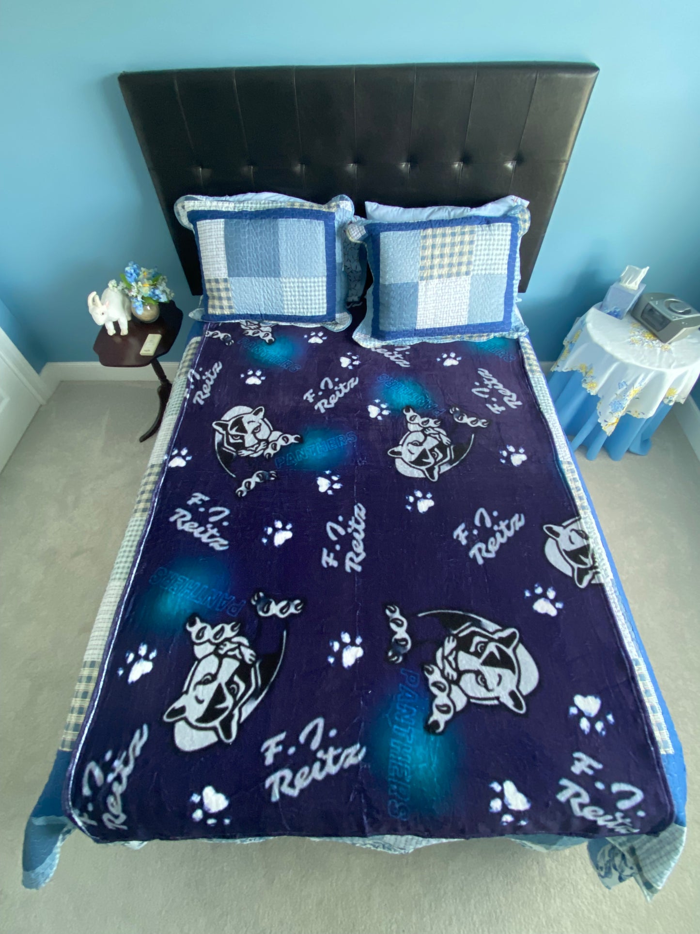 F.J. Reitz Panthers Oversized Flannel Blanket (navy, discontinued)