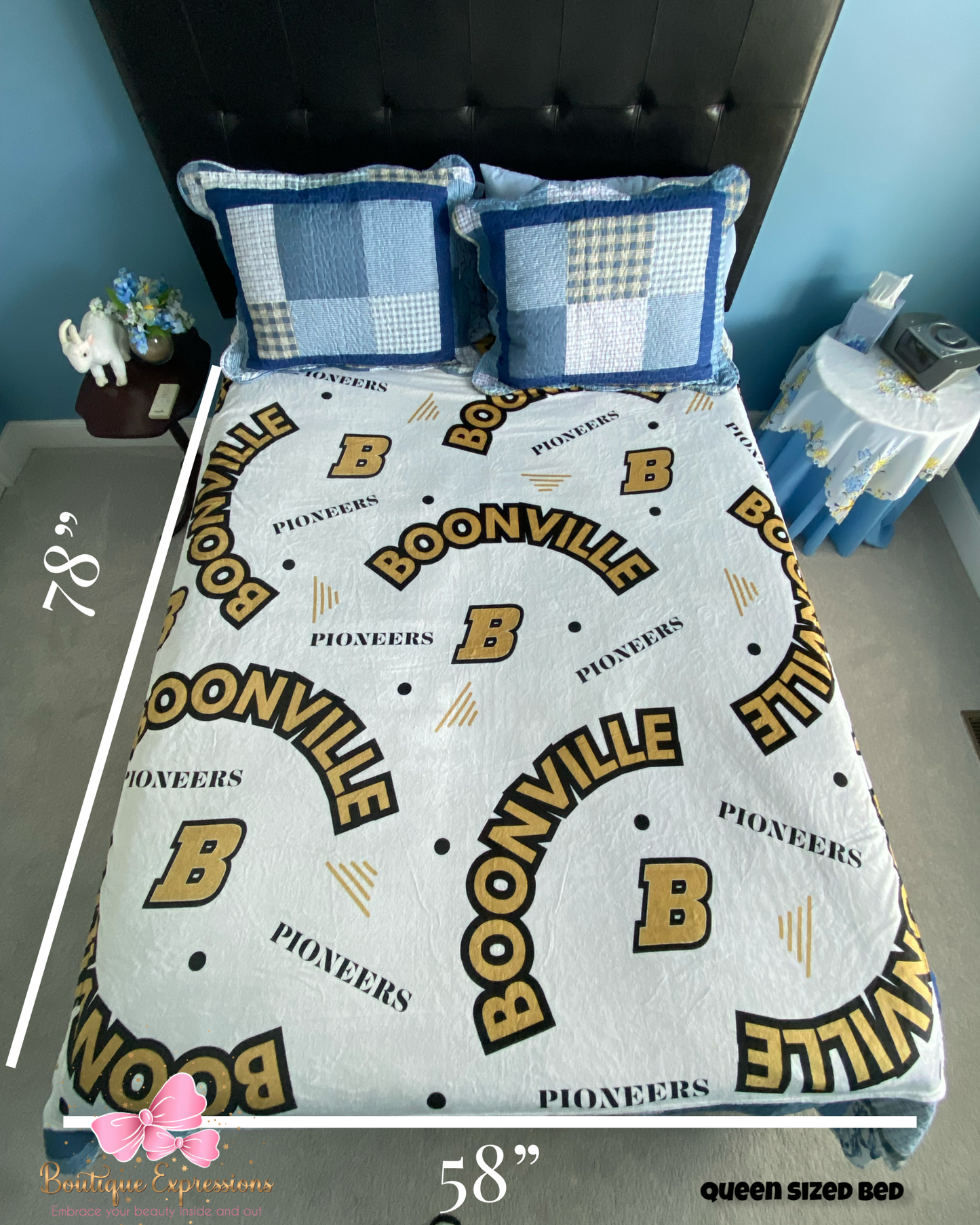 Boonville Pioneers Oversized Flannel Blanket (white)