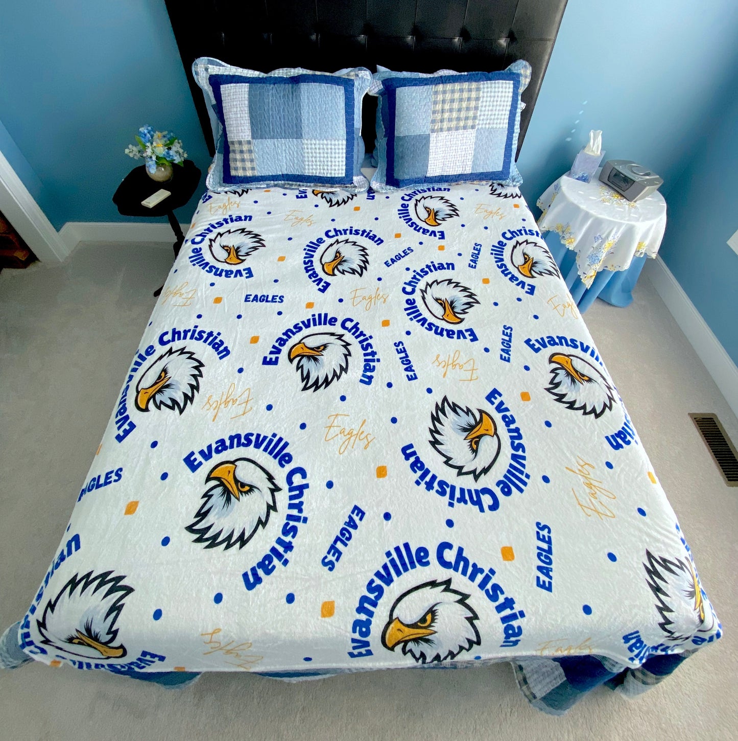 Evansville Christian Eagles Oversized Blanket