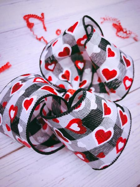 Buffalo Plaid Valentine (Black)