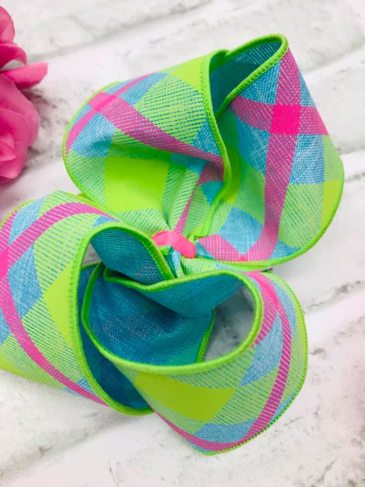 Apple and Pink Plaid