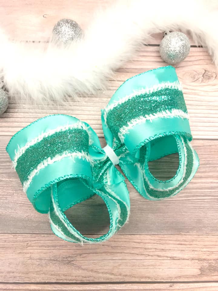Aqua Garland