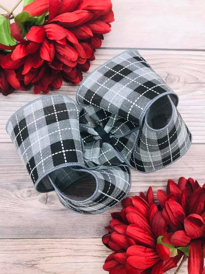 Black and Grey Stitching Plaid