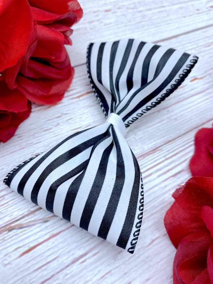 Black and White Mini Horizontal Stripes
