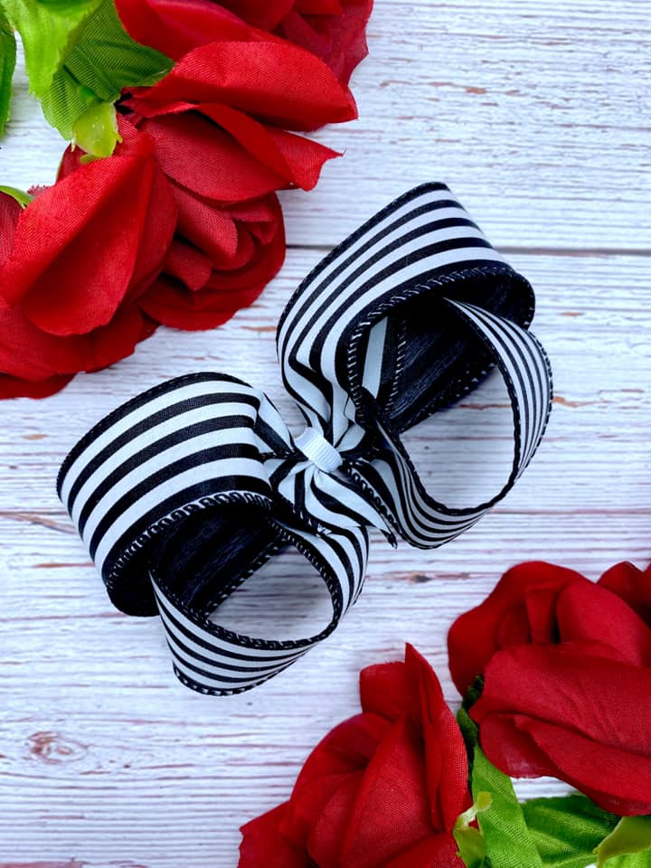Black and White Mini Horizontal Stripes