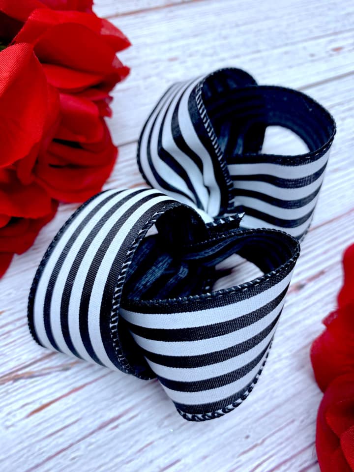 Black and White Mini Horizontal Stripes