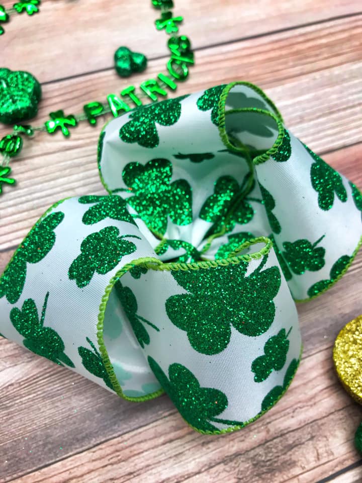 Glitter Clovers