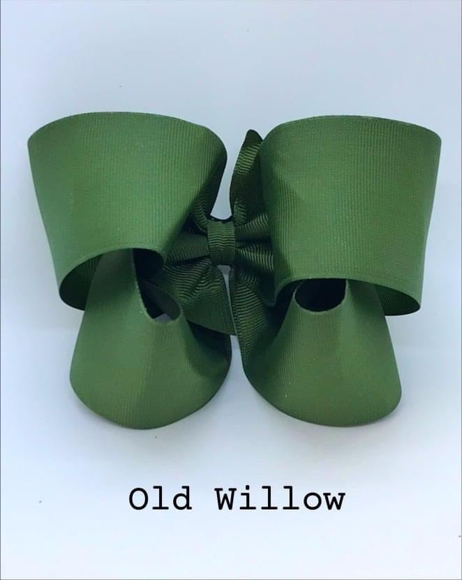 4” twisted boutique #1