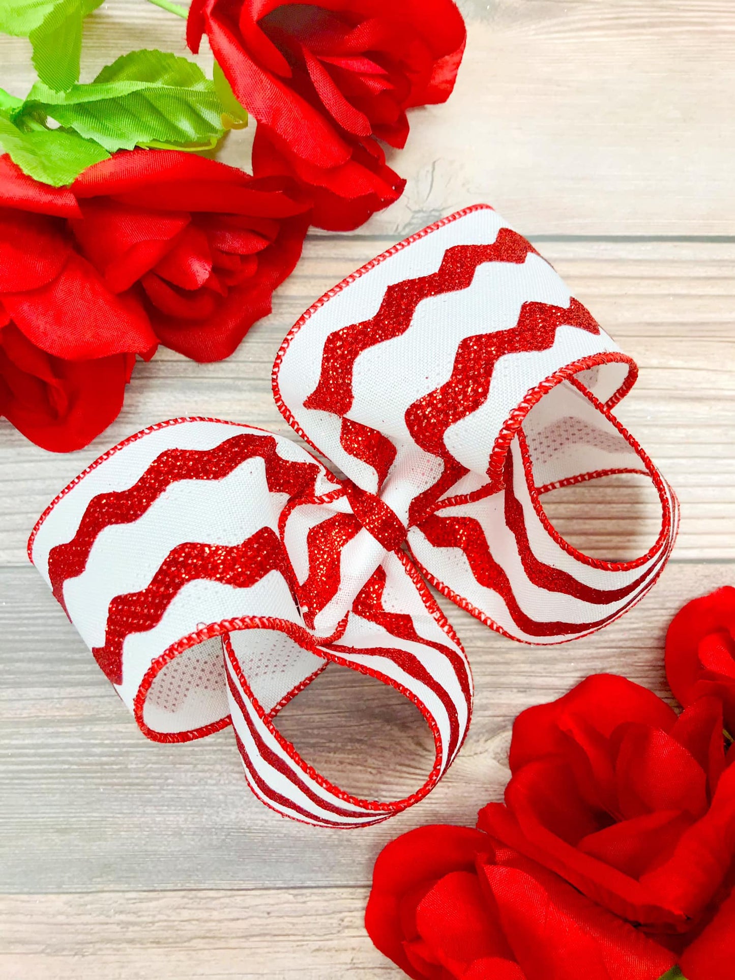 Red and White Glitter Waves