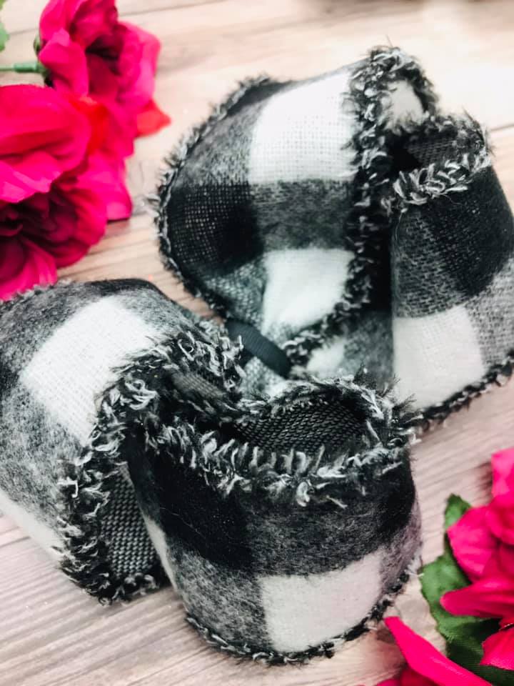 Winter Blanket (black and white)