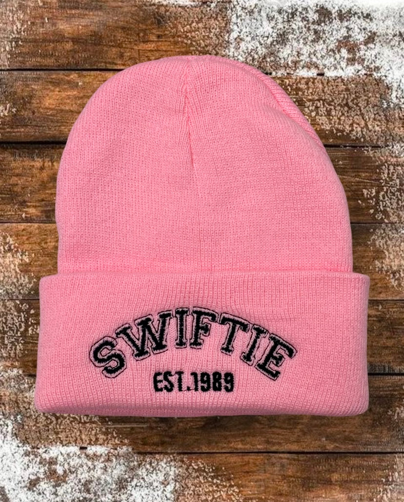 Timeless Fan Embroidered Beanie