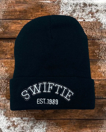 Timeless Fan Embroidered Beanie