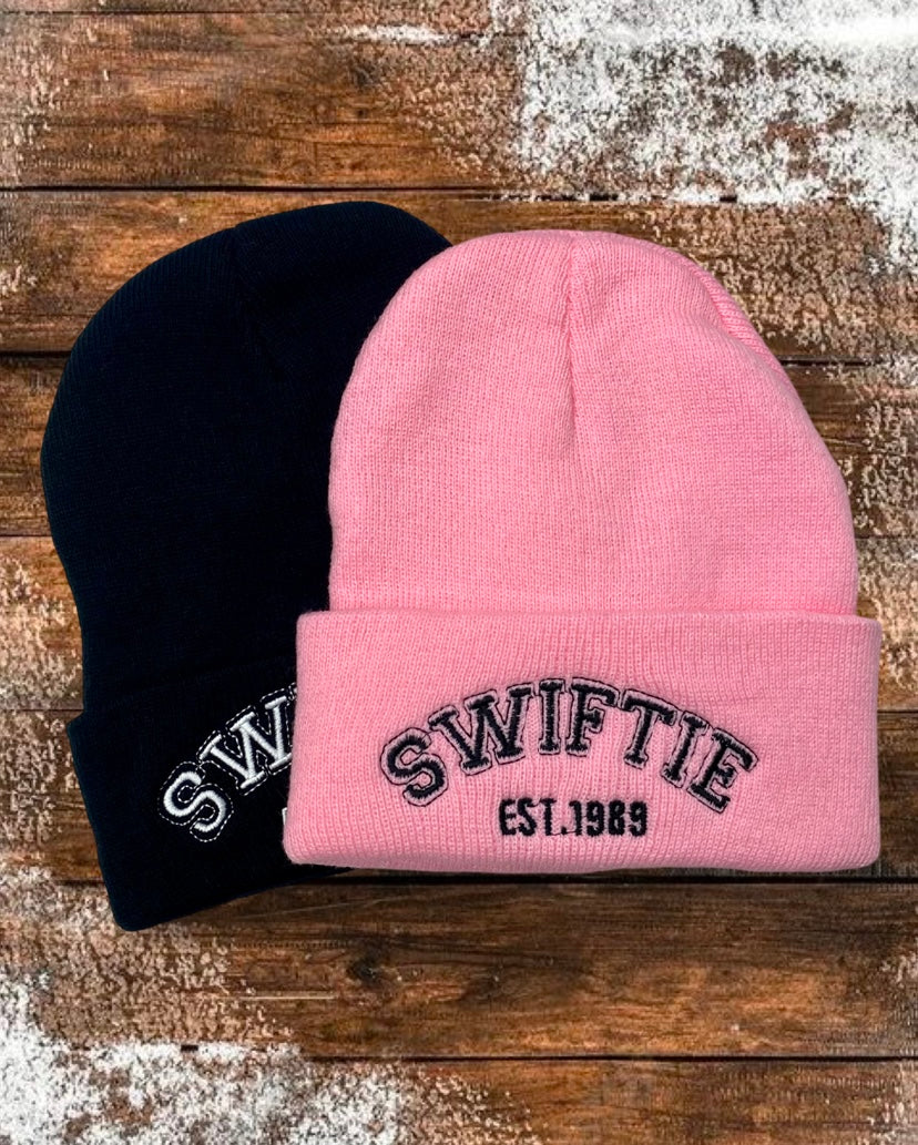 Timeless Fan Embroidered Beanie