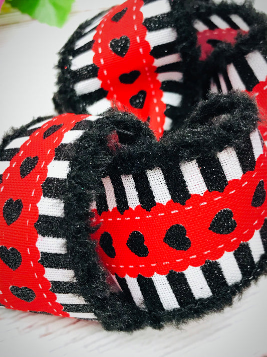 Cross my Heart (Black)