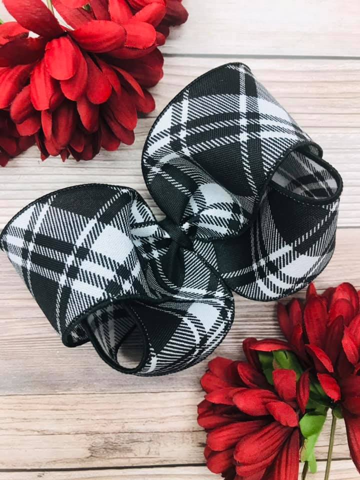 Black and White Argyle Plaid