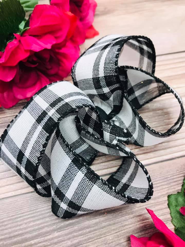 Black and White Woven Textured Plaid