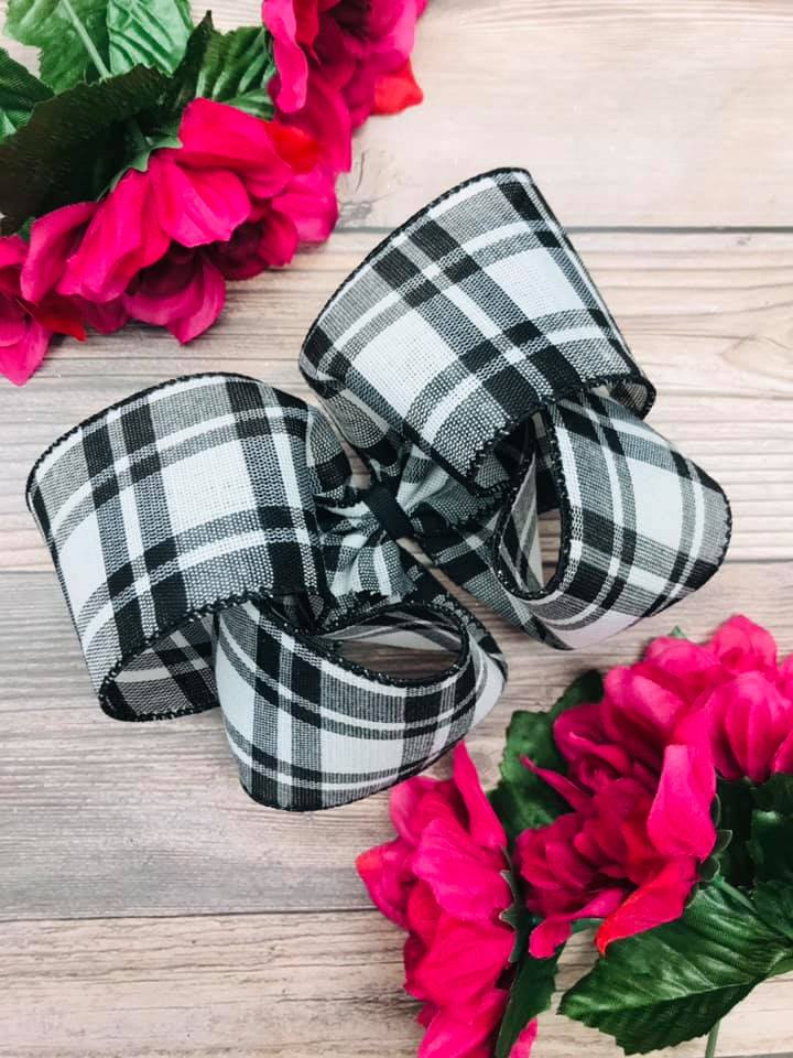 Black and White Woven Textured Plaid