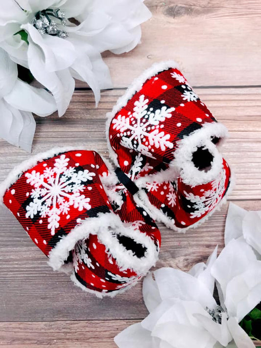 Buffalo Snowflakes Lined in Chenille (Red)